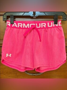 Under Armour | Hot Pink Girl Athletic Shorts | M (youth)